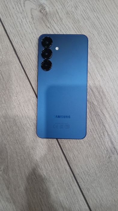 Самсунг s25 - 256 г