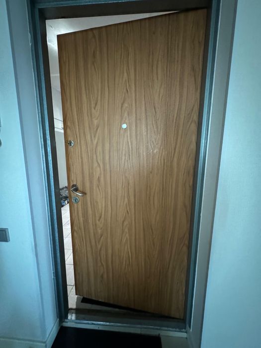 Кочественный двер