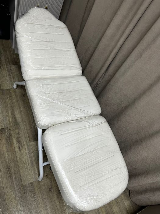 Кушетка косметологическая
