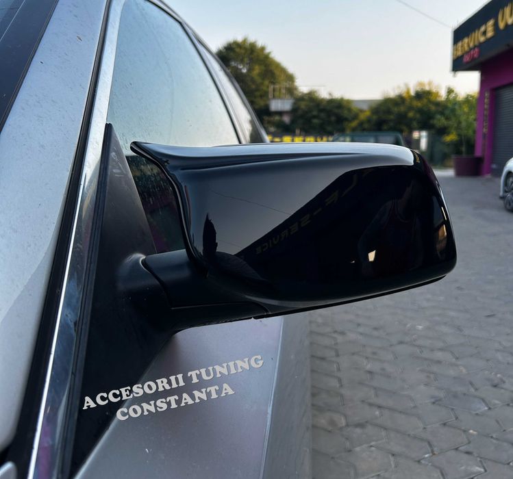Capace Oglinzi Tip Batman - BMW Seria 5 E60 E61 Negru Lucios