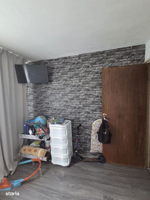 Apartament 2 camere 40 mp, renovabil, in zona Lujerului - Supernova