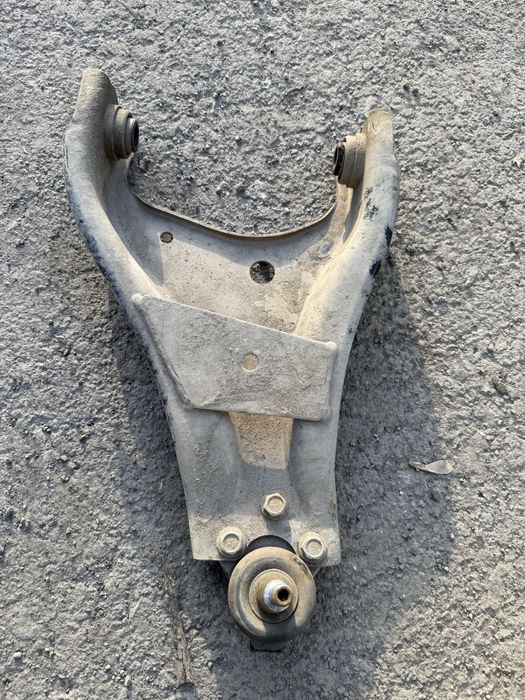 Рычаг в сборе рено