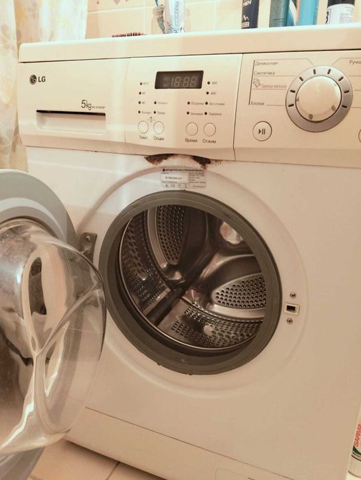 Продам стиральную машинку