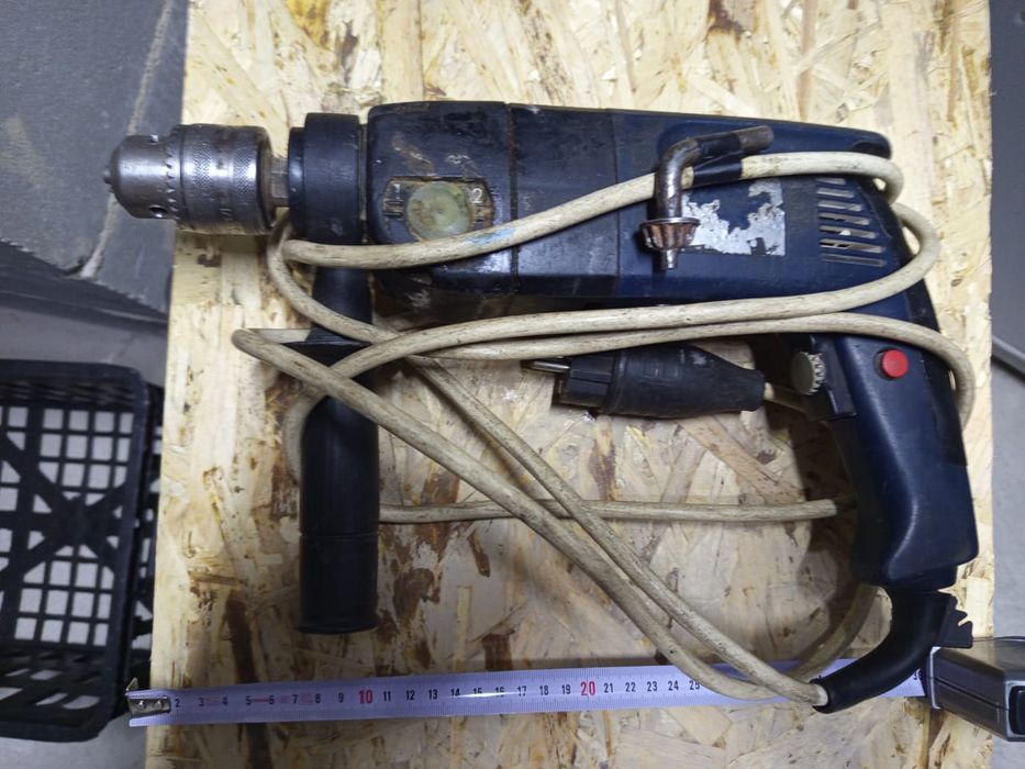 Продается дрель.