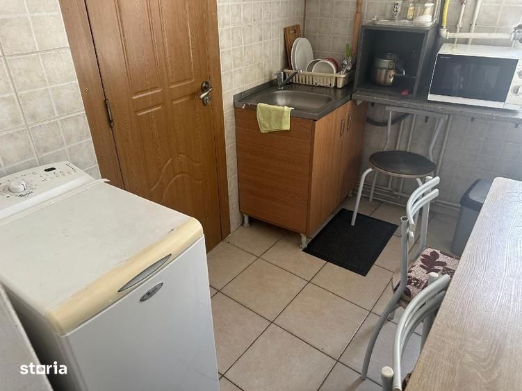 Garsonieră mobilată și utilată, centrală proprie, zona BNR