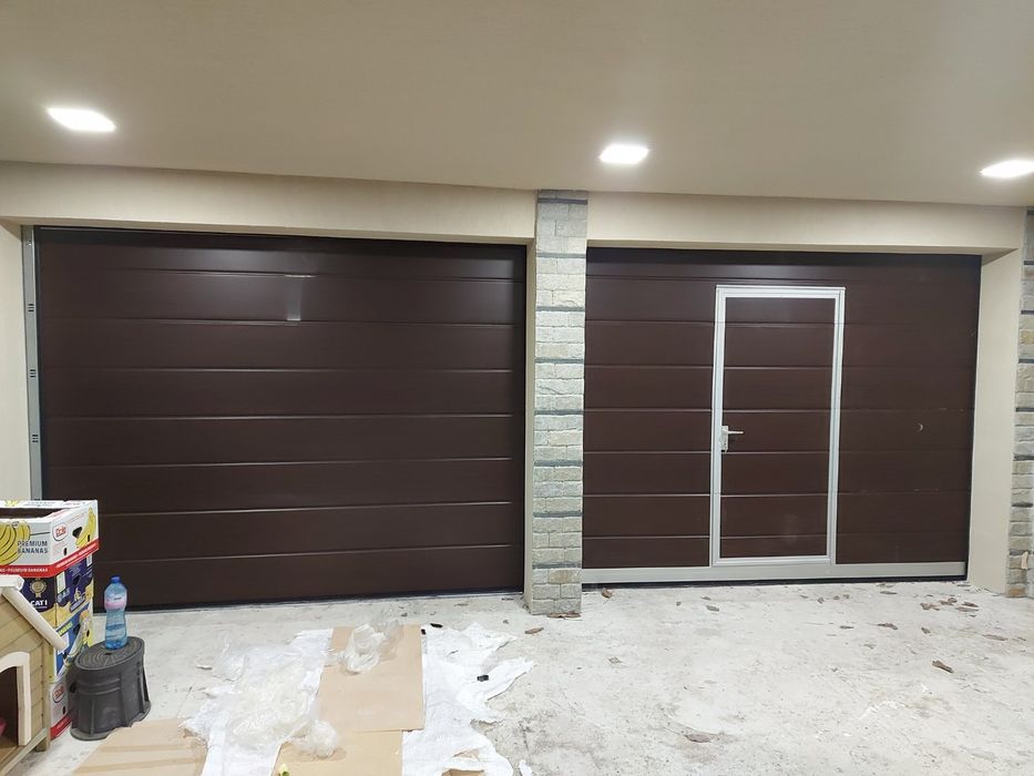 Ролетни, секционни, портални, индустриални и гаражни врати