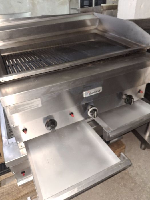 Скара на газ GARLAND с вулканични камъни