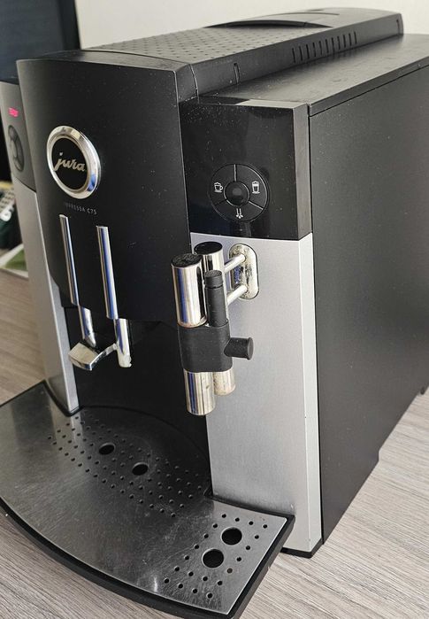Espressor automat Jura c75