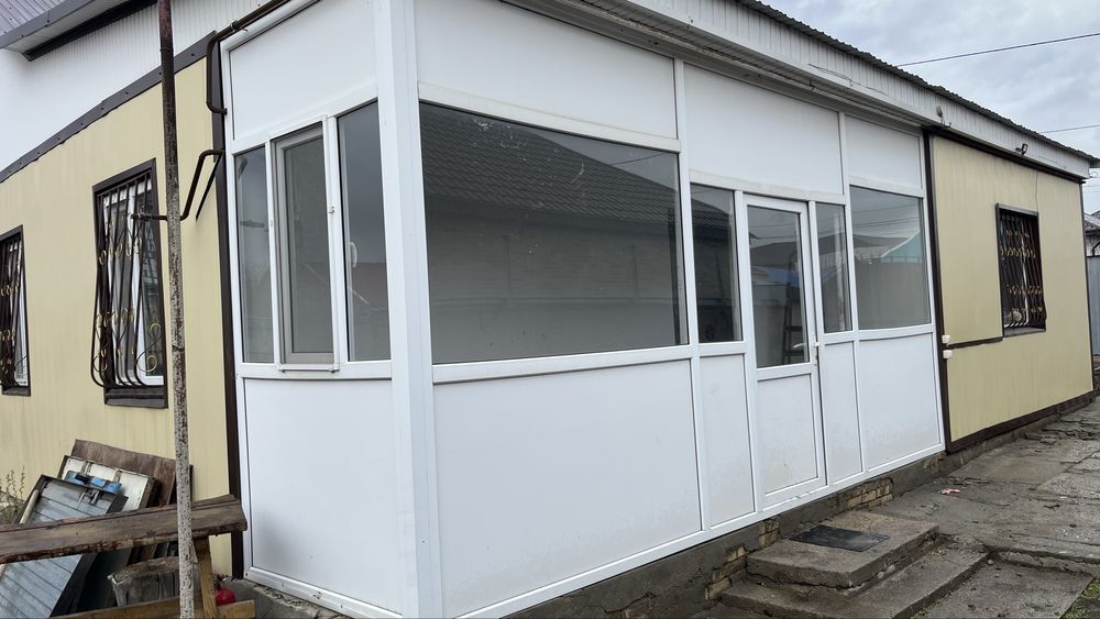 Срочна продам пластиквый перегородоку