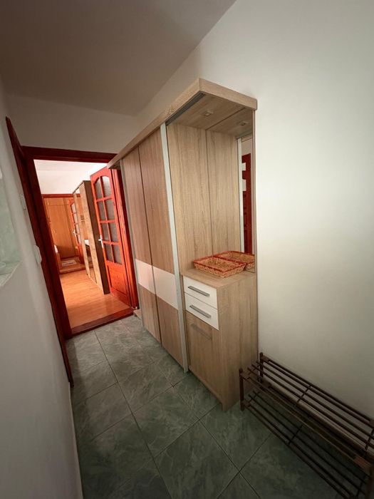 Inchiriez apartament 2 camere in Oradea