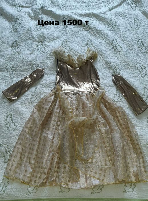 Детская одежда, платья.