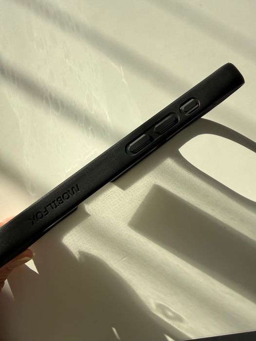 Mobilfox Full-Shock case iPhone 17