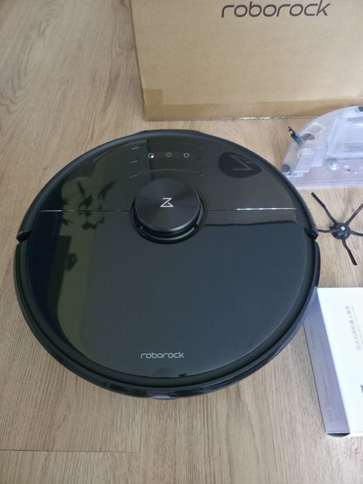 Робот прахосмукачка Roborock S6 MaxV, ReactiveAI, Навигация LiDAR, 5200 mAH, Автономия 3 ч, Moп, WiFi, Черен