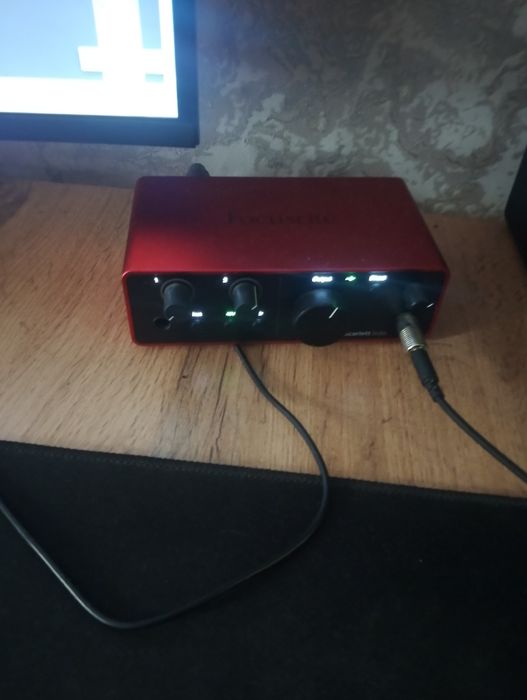 Звуковая карта Focusrite