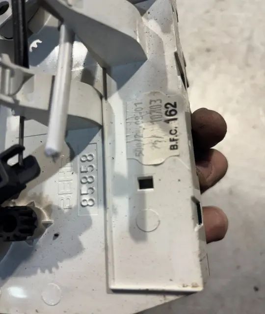 Comanda AC 85858 Peugeot 206 2000 1.6 MT (90 hp)