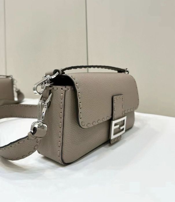 Fendi сумка женская 1:1