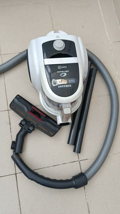 Пылесос Samsung 1600w