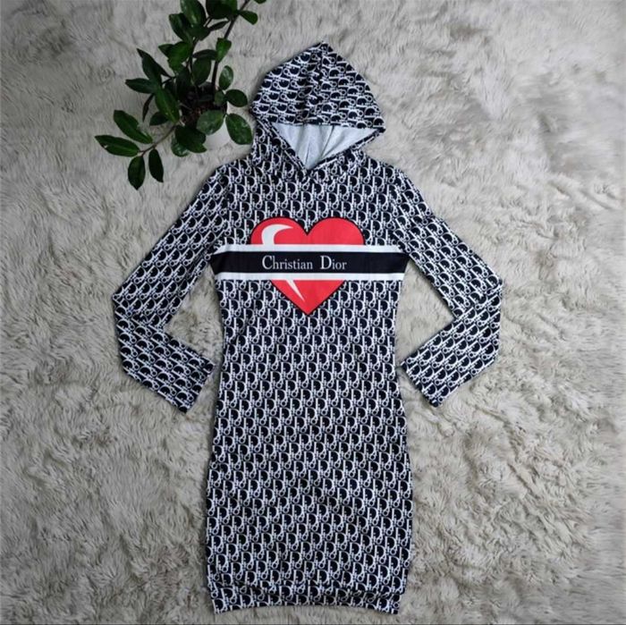 Всекидневна дамска рокля