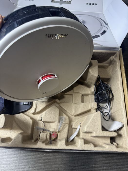 Робот пылесос сотилади