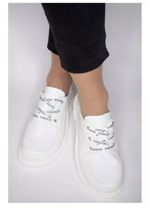 Продам полуботинки детские белые 32 размер