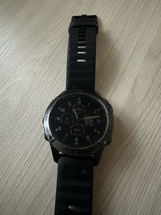 Продам Fenix 6 saphire