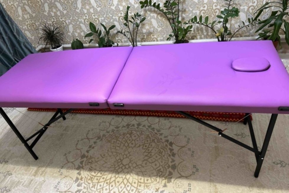 Мебель для салонов. Кушетка