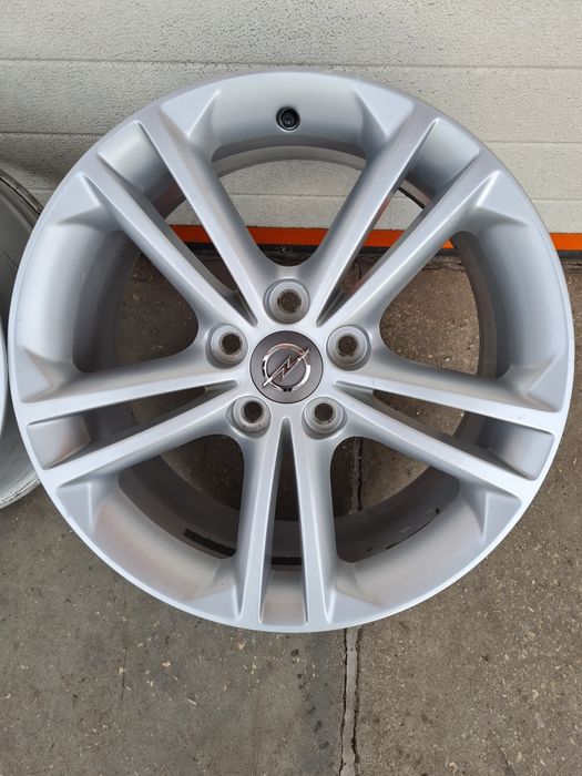 Оригинални джанти за ОПЕЛ OPEL R18 5x120 ET42 8J