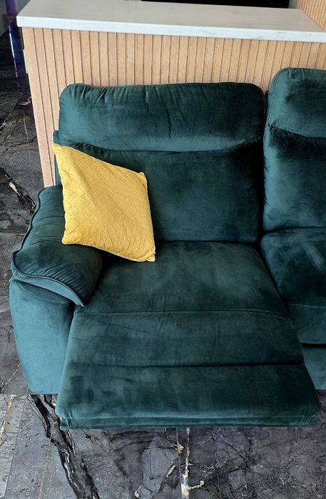 Диван с електрически релакс механизъм Милано