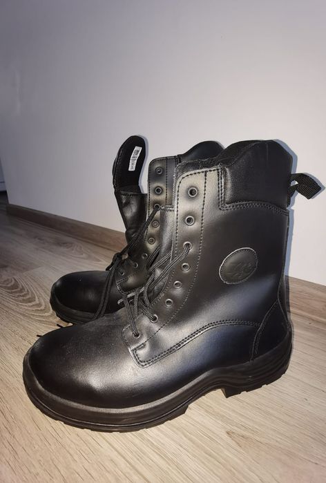 Bocanci rhyno 300 lei 45