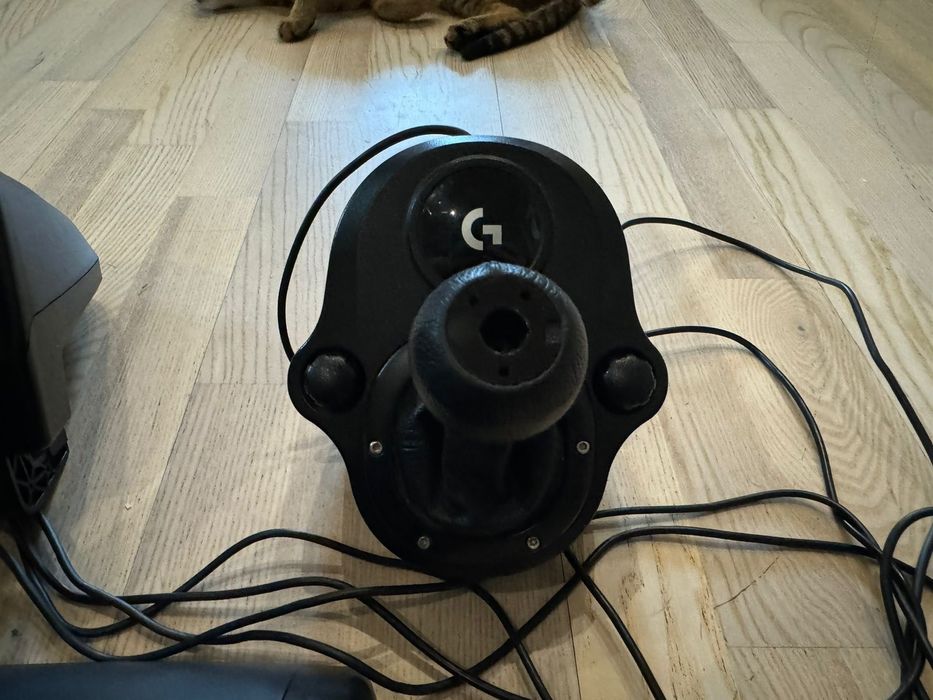 Игровой руль Logitech g29