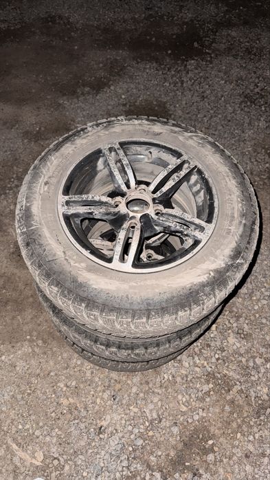 Продаю комплек резины с дисками на R13