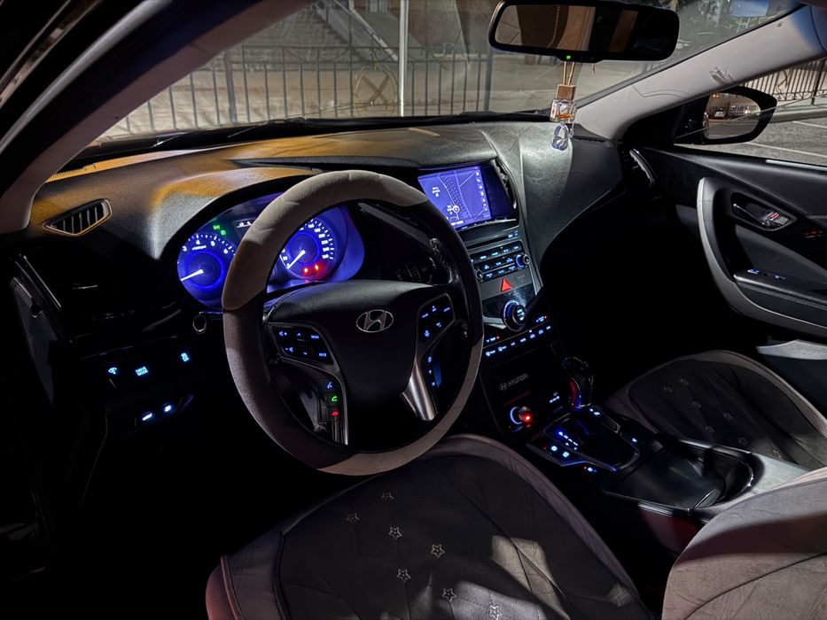 Продается Hyundai Grandeur 2015 г