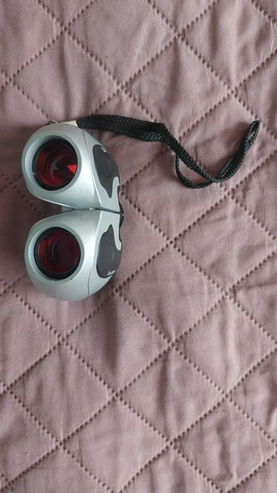 Компактен туристически бинокъл 8Х21 UCF