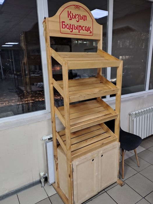 Витрины из дерева