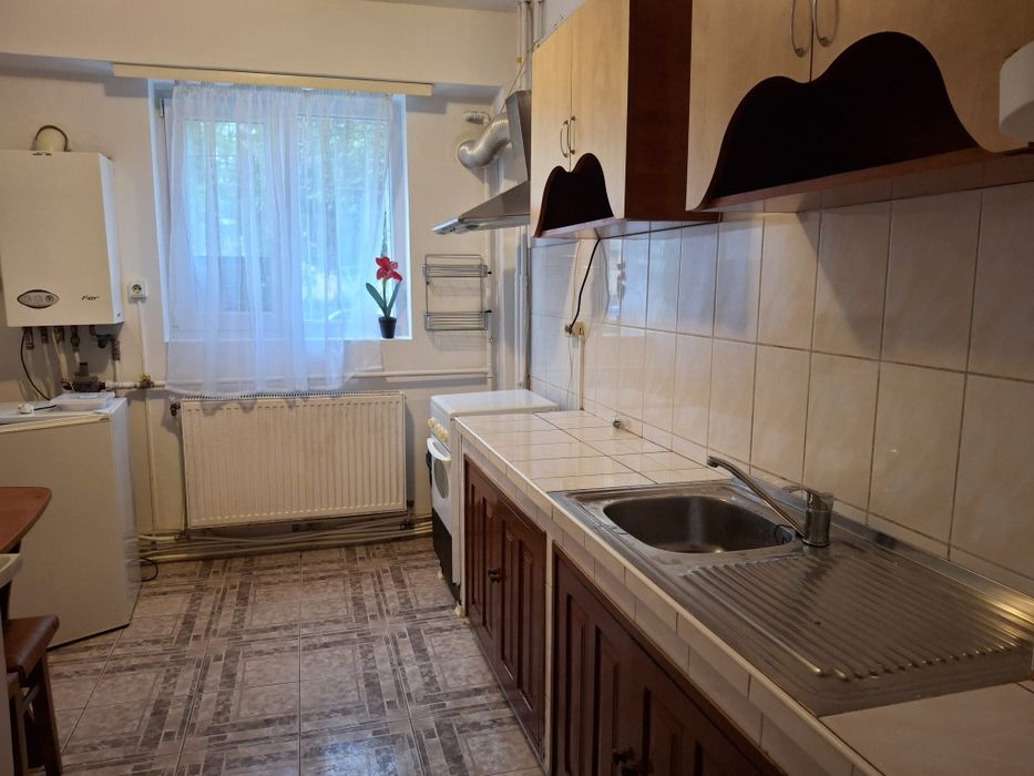 Apartament 2 camere decomandat