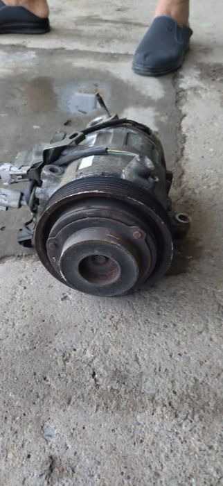 Компрессор кондиционера на  Лексус 470