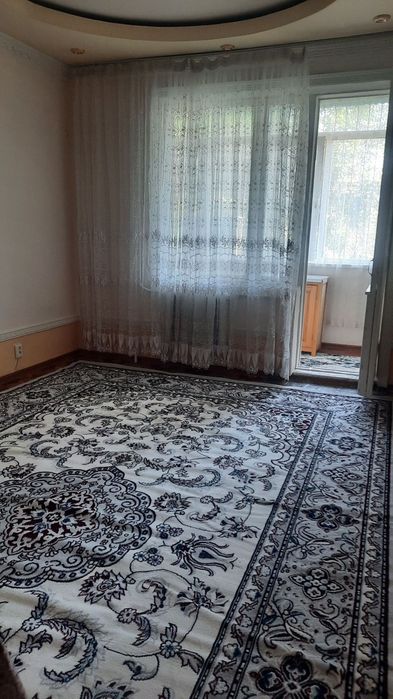 1 хонали уй ижарага берилади