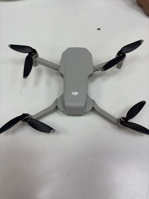 Продам Дрон Квадрокоптер DJI MAVIC MINI