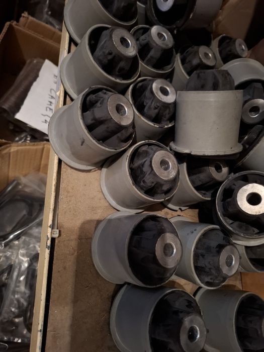 Lichidare stoc piese auto Dacia Renault