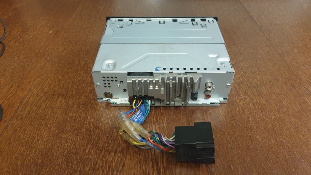 Авто радио плеър музика за кола Пайнер Pioneer CD MP-3 USB AUX