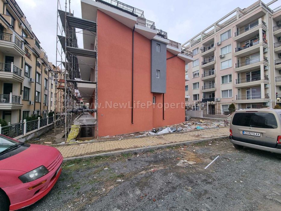 Продава се Двустаен апартамент в Свети Влас - 58 кв.м за 1312 €/кв.м - Снимка #2