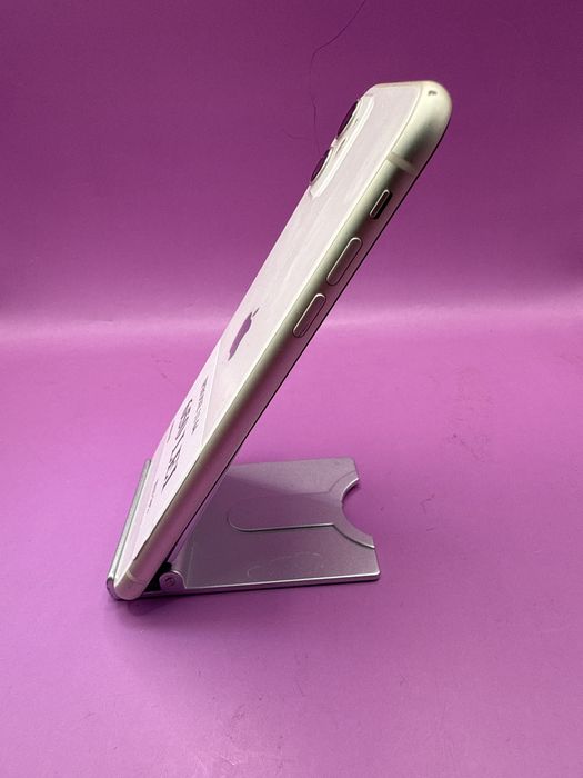 Iphone 11 64 •Matei Amanet Crangasi •8486