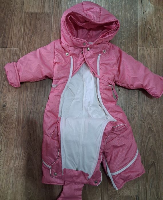 Продам осенний комбинезон