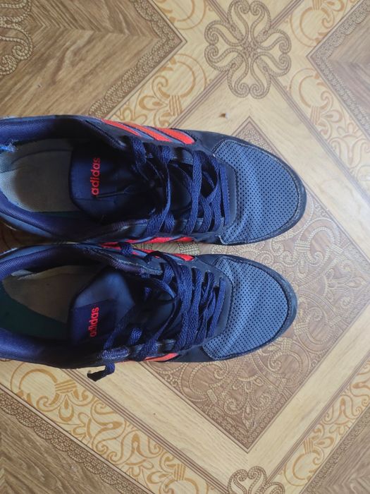 Кроссовки Adidas
