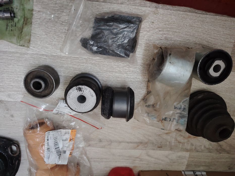 Продам запчасти на ауди100с4