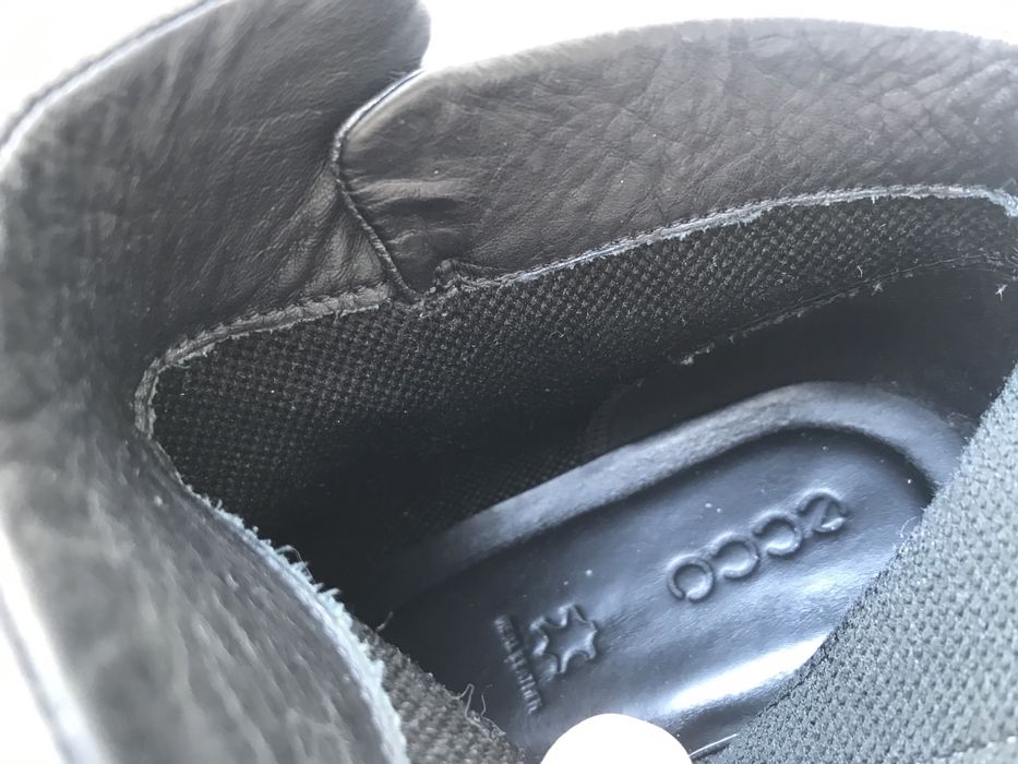 Женские ботинки