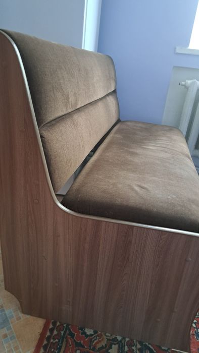 Продам Кухонный уголок