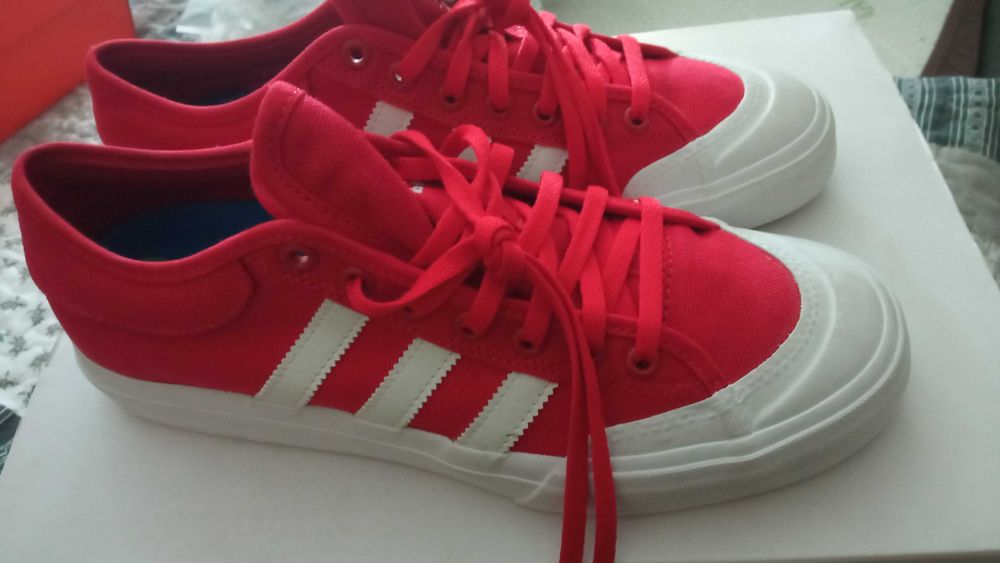 Спортни обувки Адидас