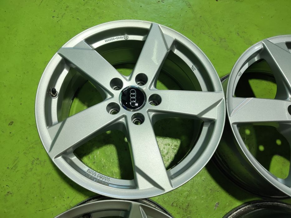 17 5x112 Audi A3 лети джанти 5х112 Ауди