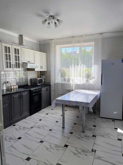 продается 2 комн кв р-н ЖК Евразия